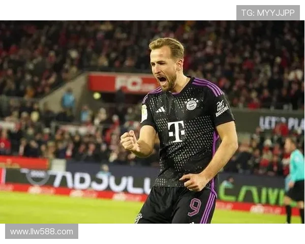 凯恩六场九球赛季42球领跑榜